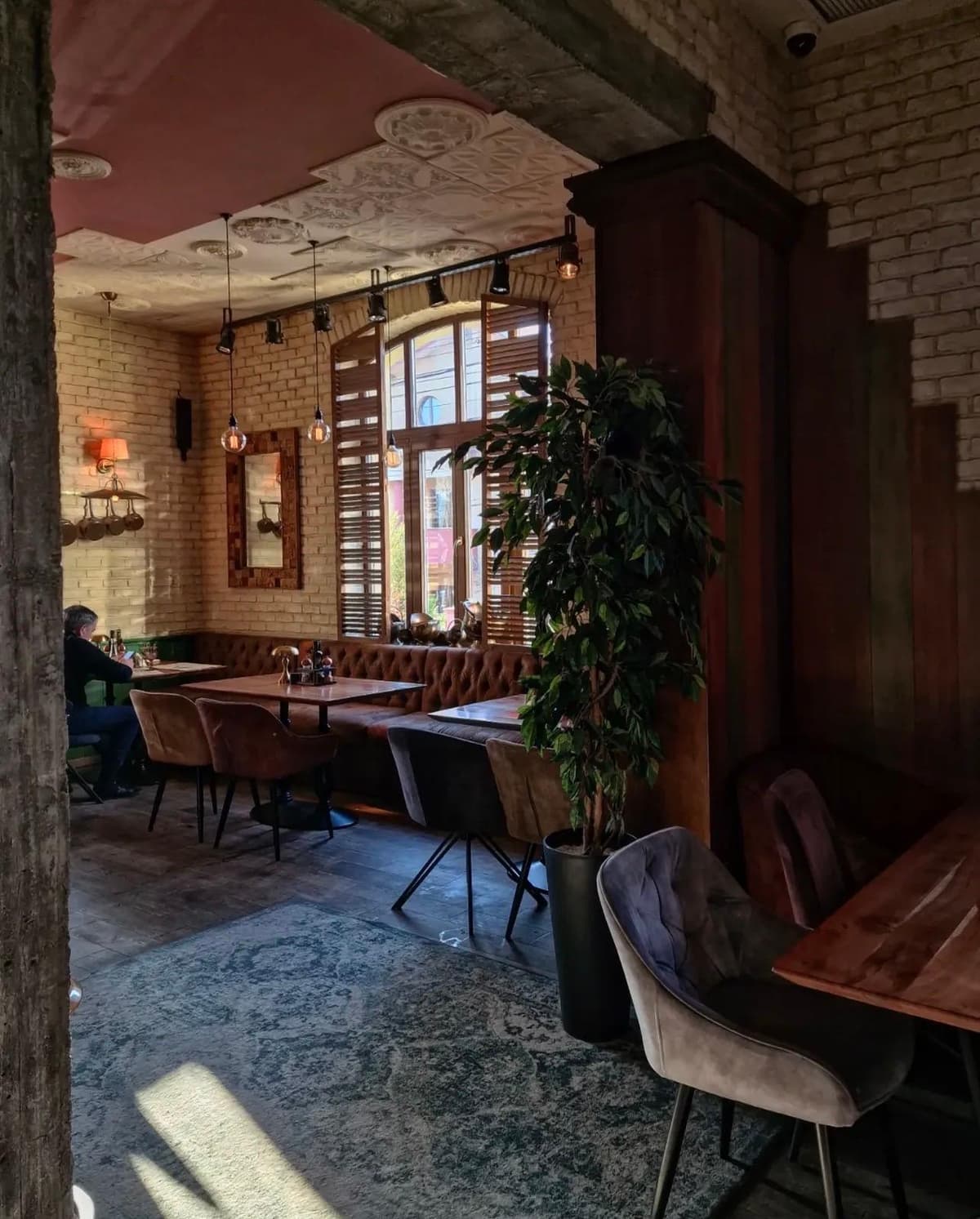 Interiorul restaurantului Big Ben